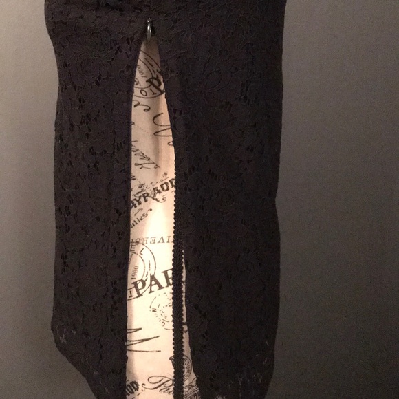 New Black Lace Short Sleeve Top - Picture 5 of 8